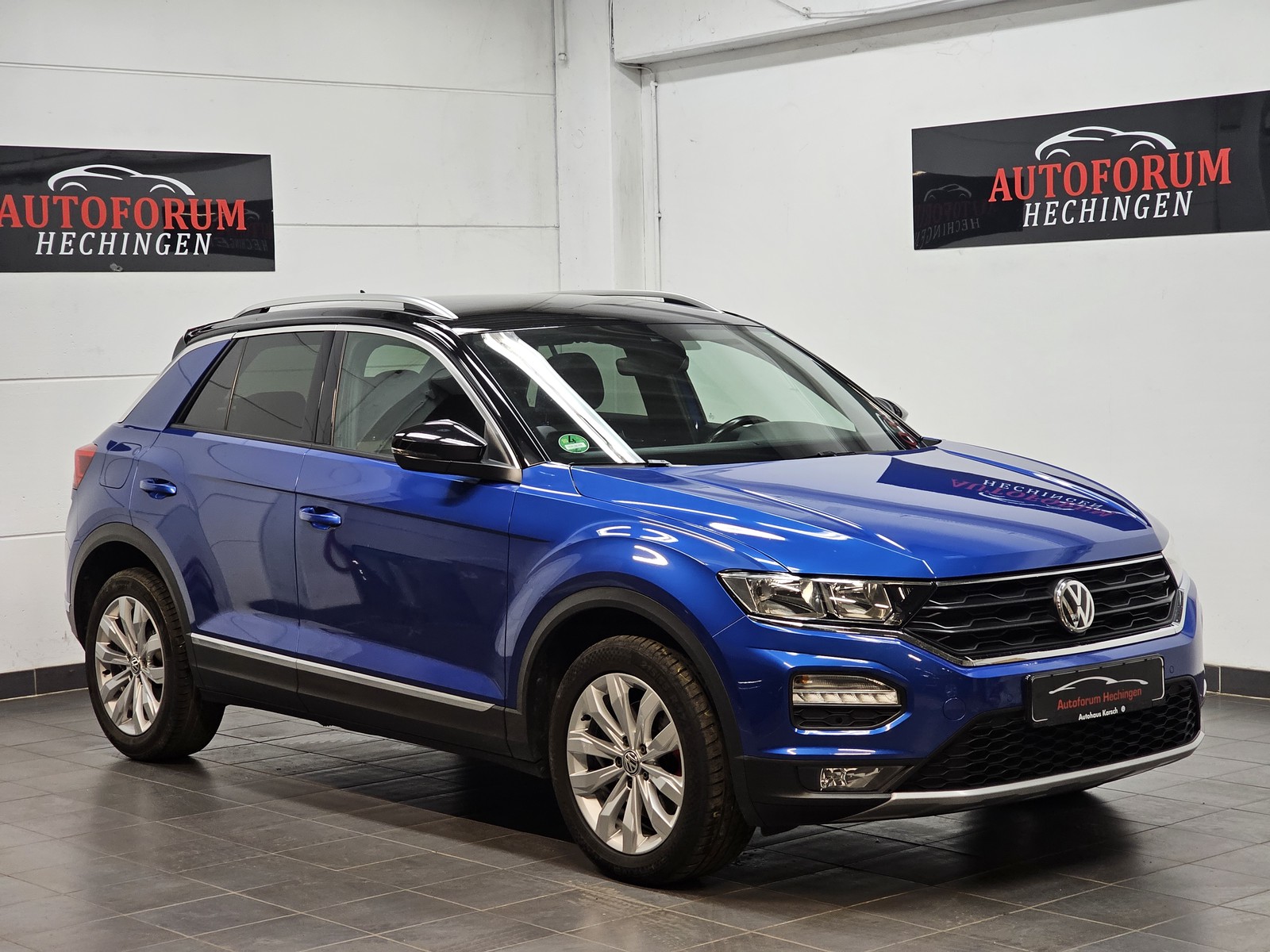 Volkswagen T-Roc Sport Automatik ACC NAVI Ambiente Spurh.