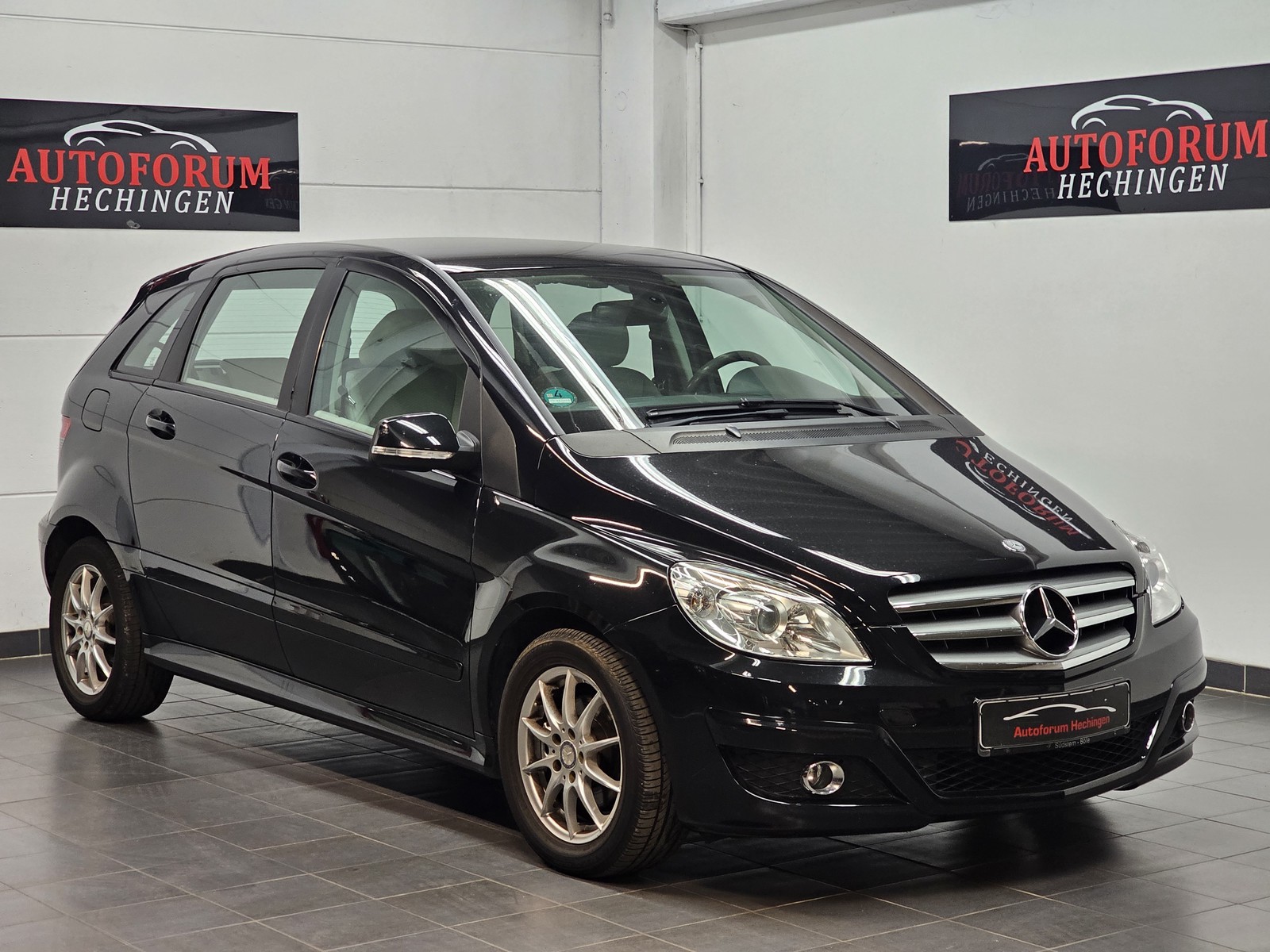 Mercedes-Benz B 200