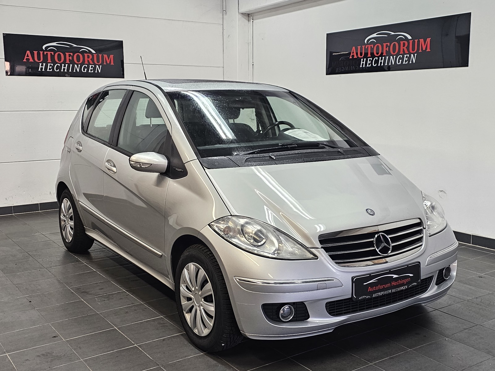 Mercedes-Benz A 150 Navi Pano Tüv/Service NEU
