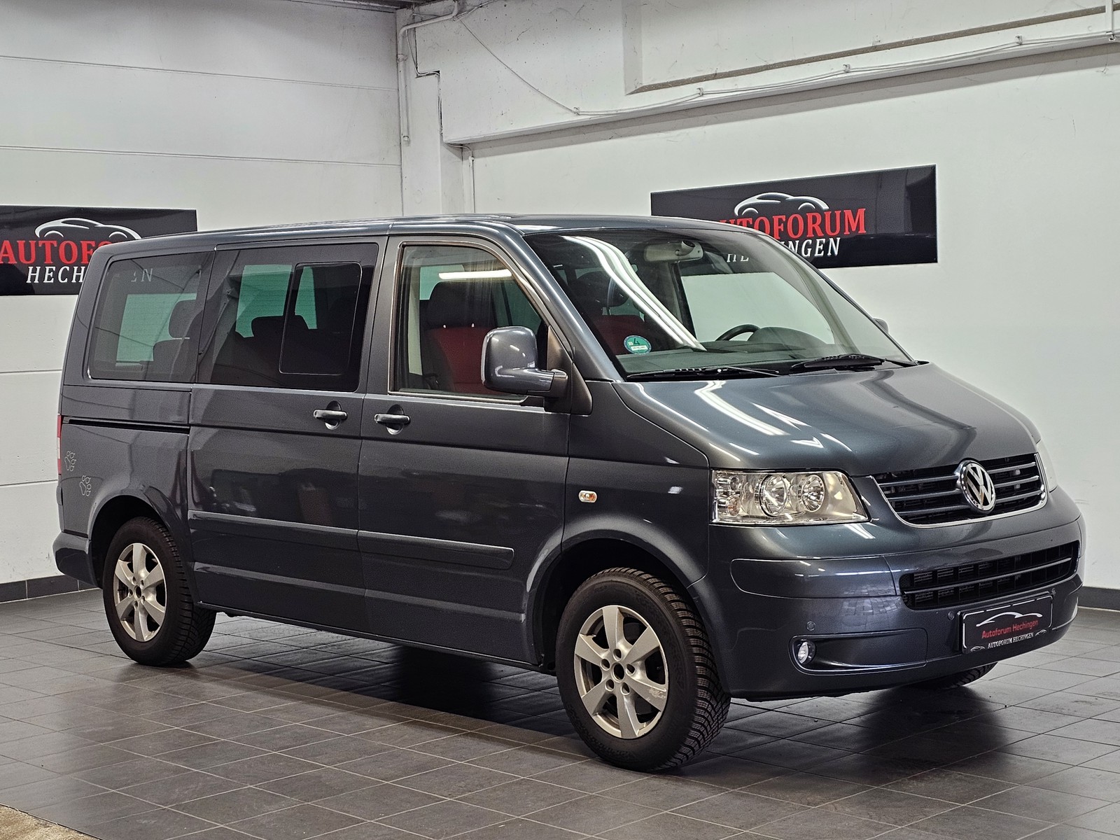 Volkswagen T5 Multivan 2.5 TDI 2x Schiebetür Standhzg. AHK