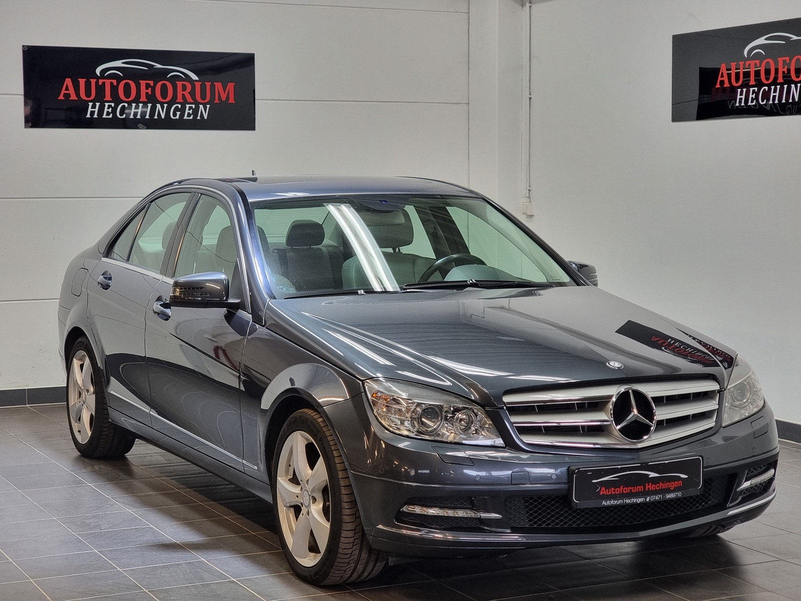 Mercedes-Benz C 300 7G-Tronic Avantgarde Media Interface