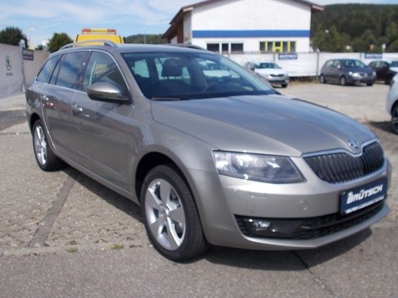 Skoda Octavia Combi Tageszulassung kaufen in Tuttlingen Preis 26691 eur Int.Nr. 69557 VERKAUFT