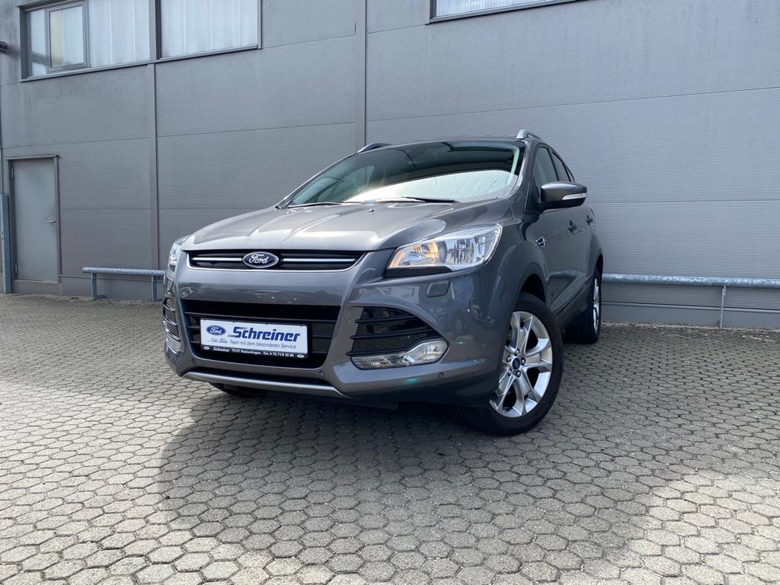 Ford Kuga Titanium mit Automatik | Allrad | 18" LMR