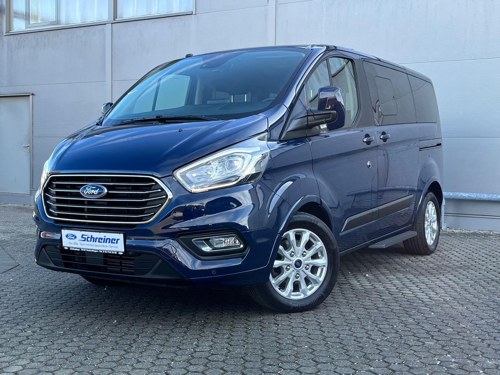 Ford Transit Tourneo Custom gebraucht kaufen in Kusterdingen Preis 37490  eur - Int.Nr.: 657 VERKAUFT