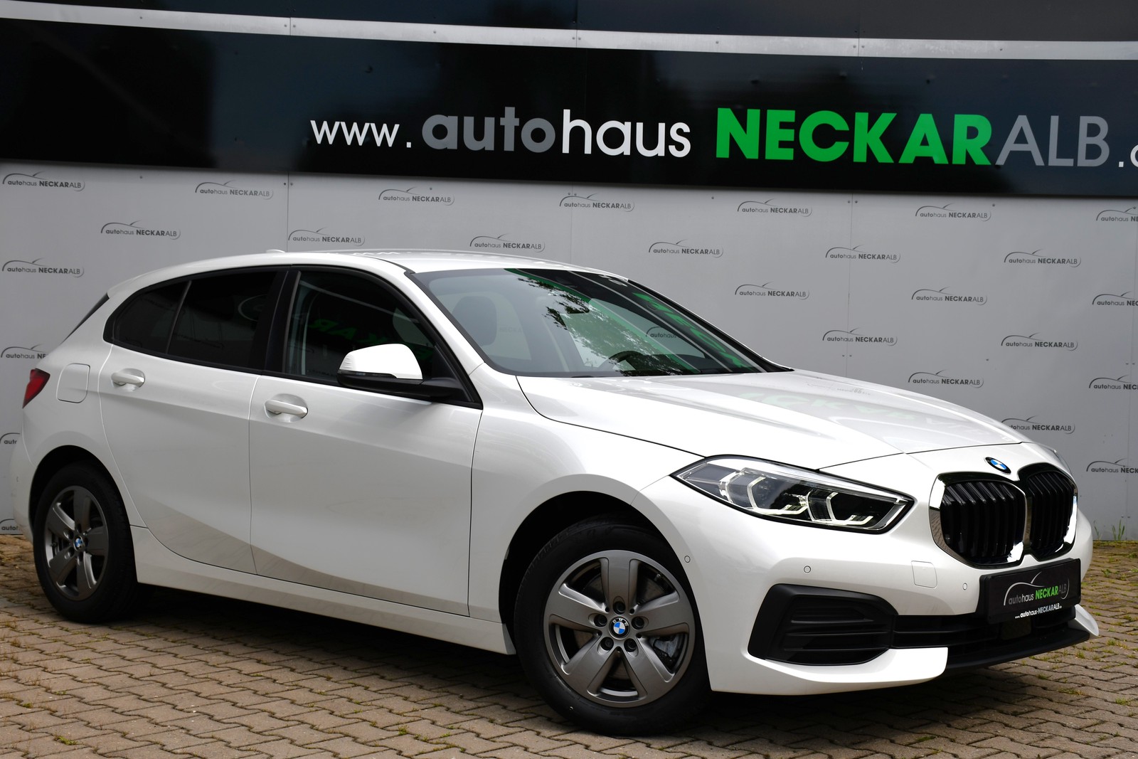 BMW 118 i Advantage Kamera Tempomat LED