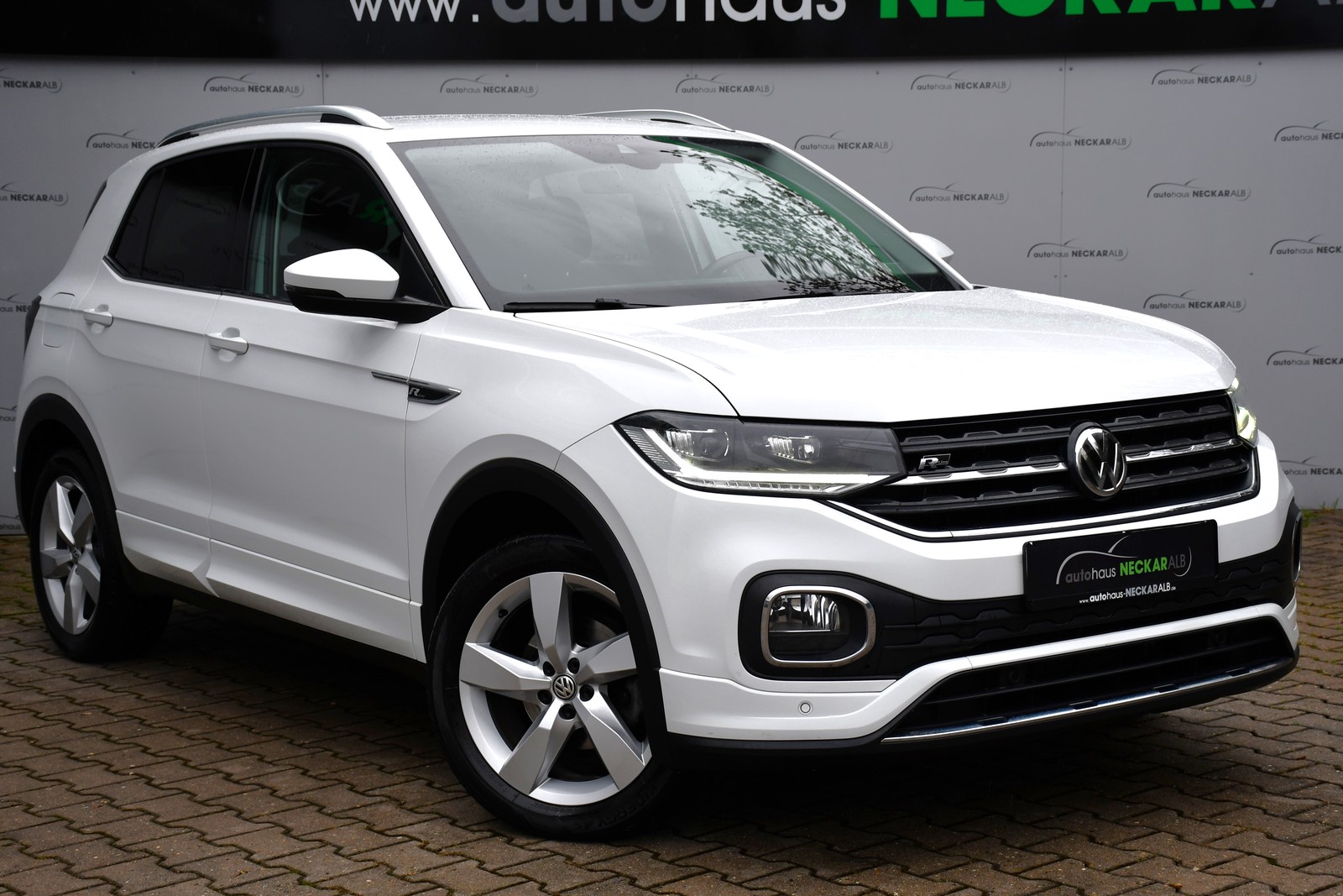 Volkswagen T-Cross Style R-Line Unfallfrei