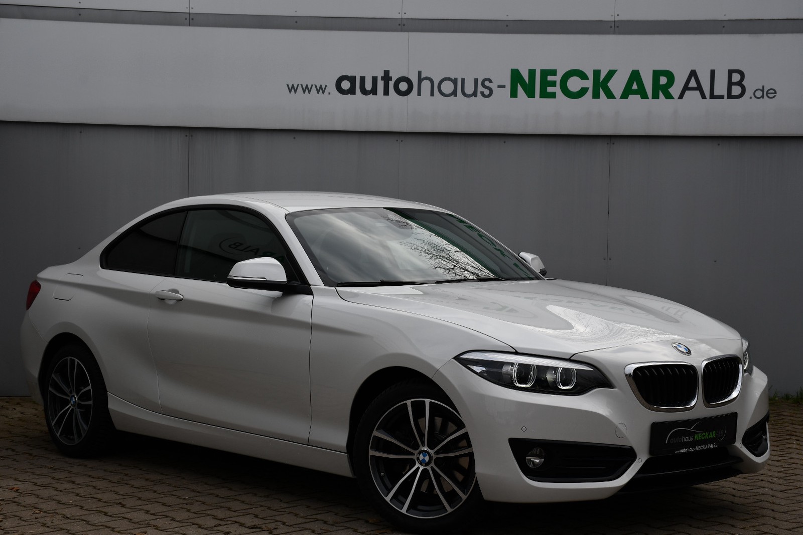 BMW 220 i Coupe Sport Line LED Tempomat Navi