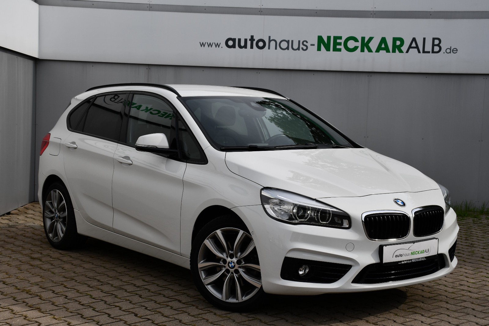 BMW 218i Active Tourer*LED*Temp*Scheckheft*