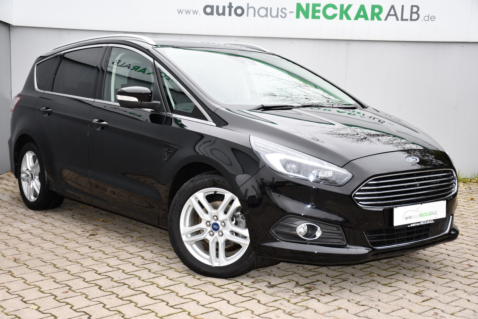 Ford S-Max Titanium*7-Sitzer*1.Hand*AHK*Standheizung*