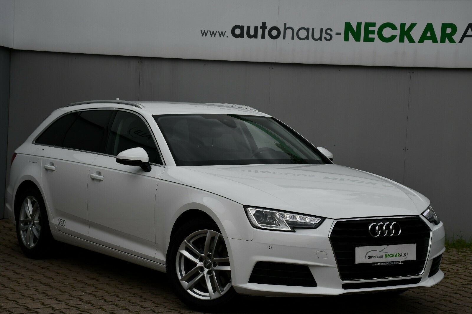 Audi A4 Avant 35 TFSI 1.Hand Xenon Navi Standheizung