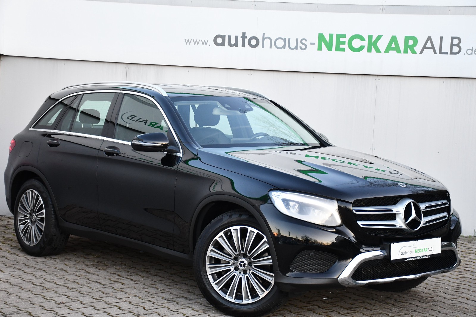 Mercedes-Benz GLC 250 d 4Matic Exclusive AMG-Line*Head-Up*Navi*