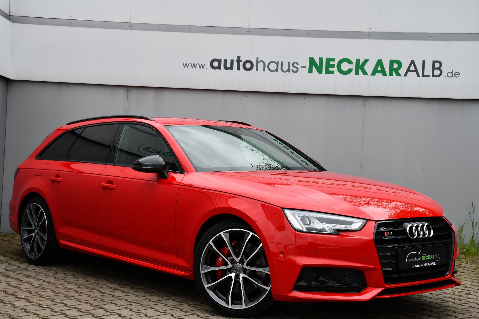 Audi S4 Avant 3.0 TFSI quattro Virtual-Cockpit Kamera AHK
