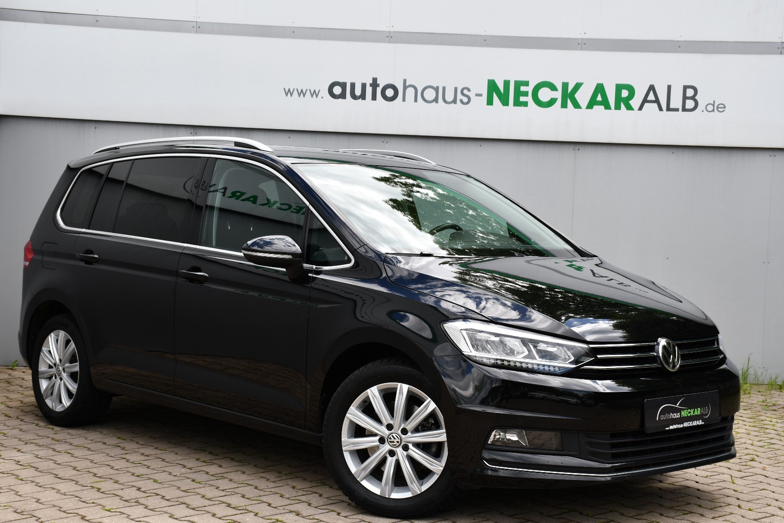 Volkswagen Touran Highline BMT LED ACC