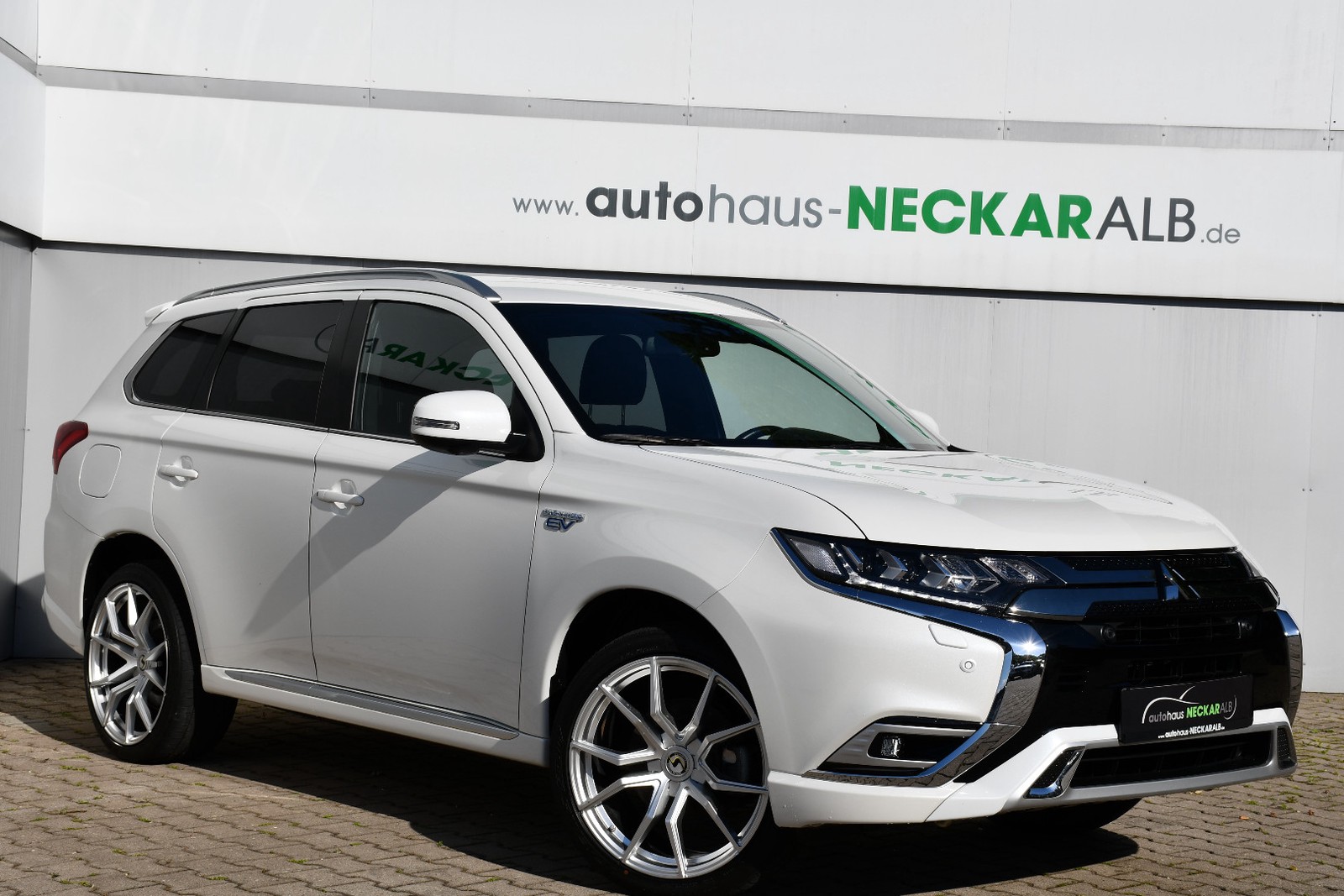 Mitsubishi Outlander PHEV Intro Edition 4WD 1.Hand Kamera