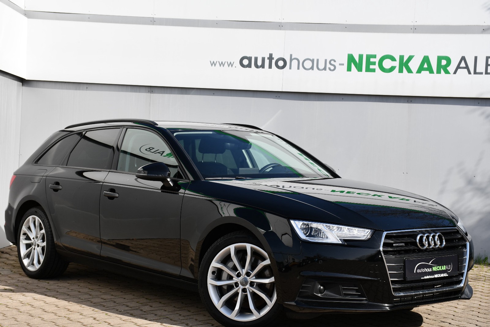 Audi A4 Avant 50 TDI quattro 1.Hand Standheizung