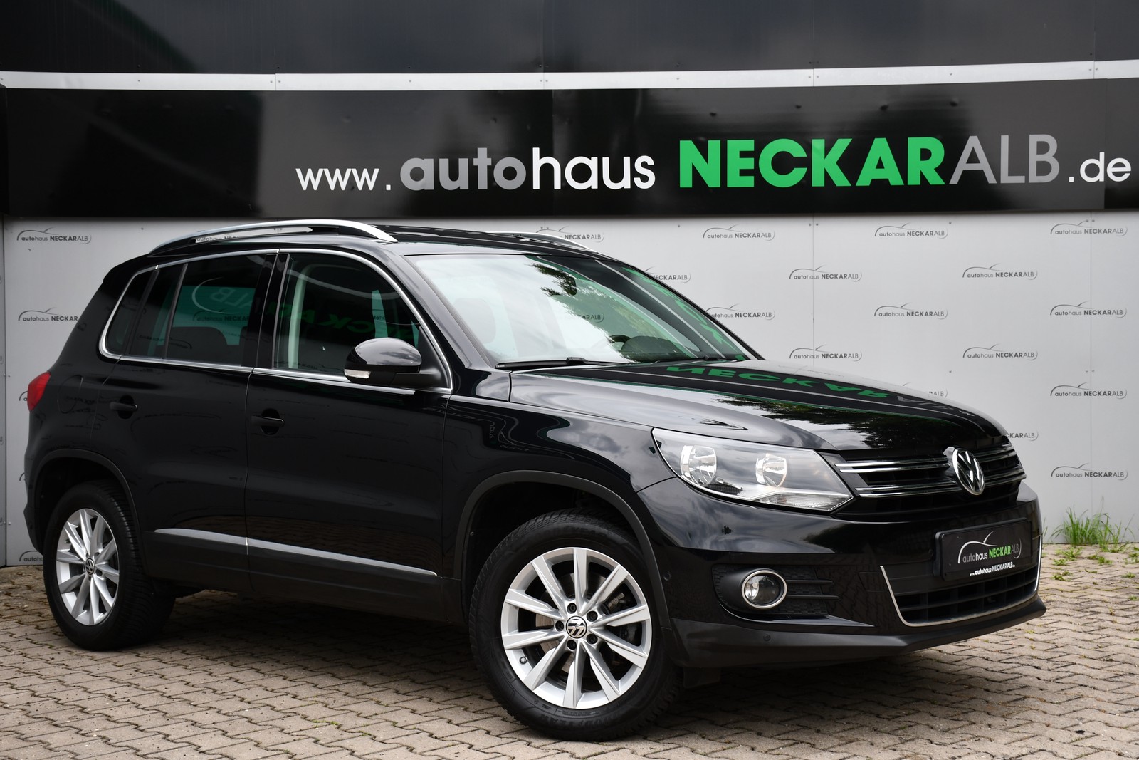 Volkswagen Tiguan Sport & Style BMT Pano Navi PDC