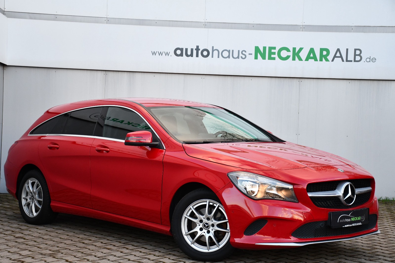 Mercedes-Benz CLA 180 Shooting Brake 1.Hand PDC Tempomat