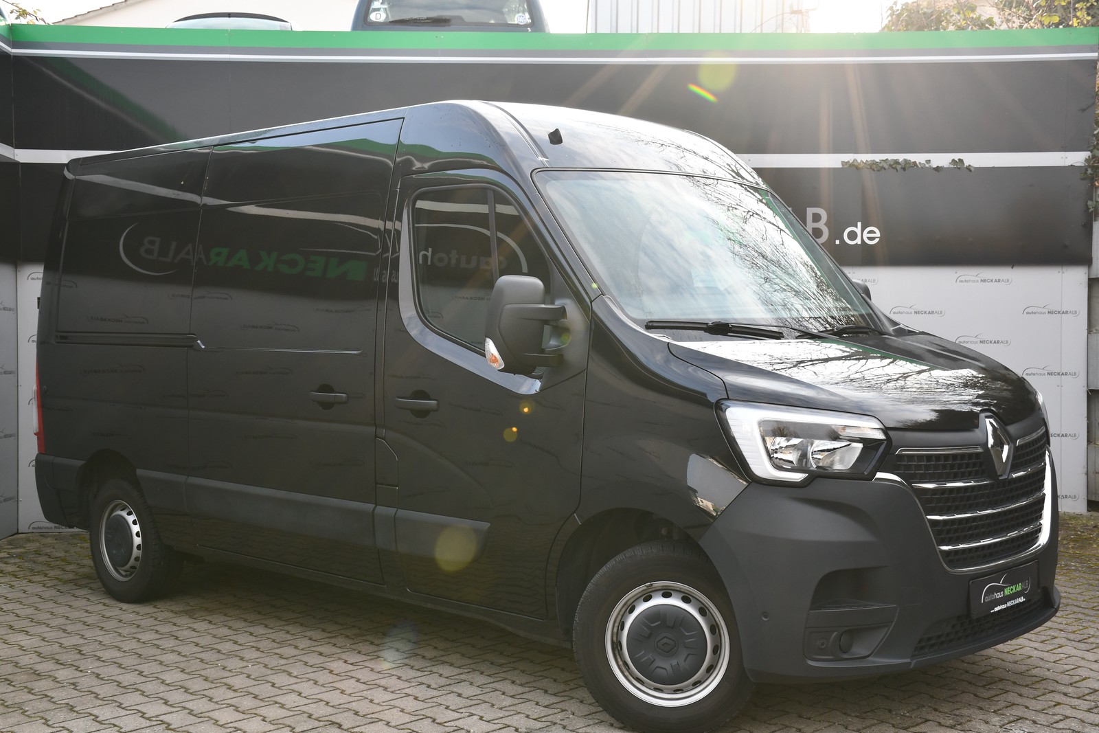 Renault Master III Kasten L2H2 HKa 3,3t Tempomat PDC