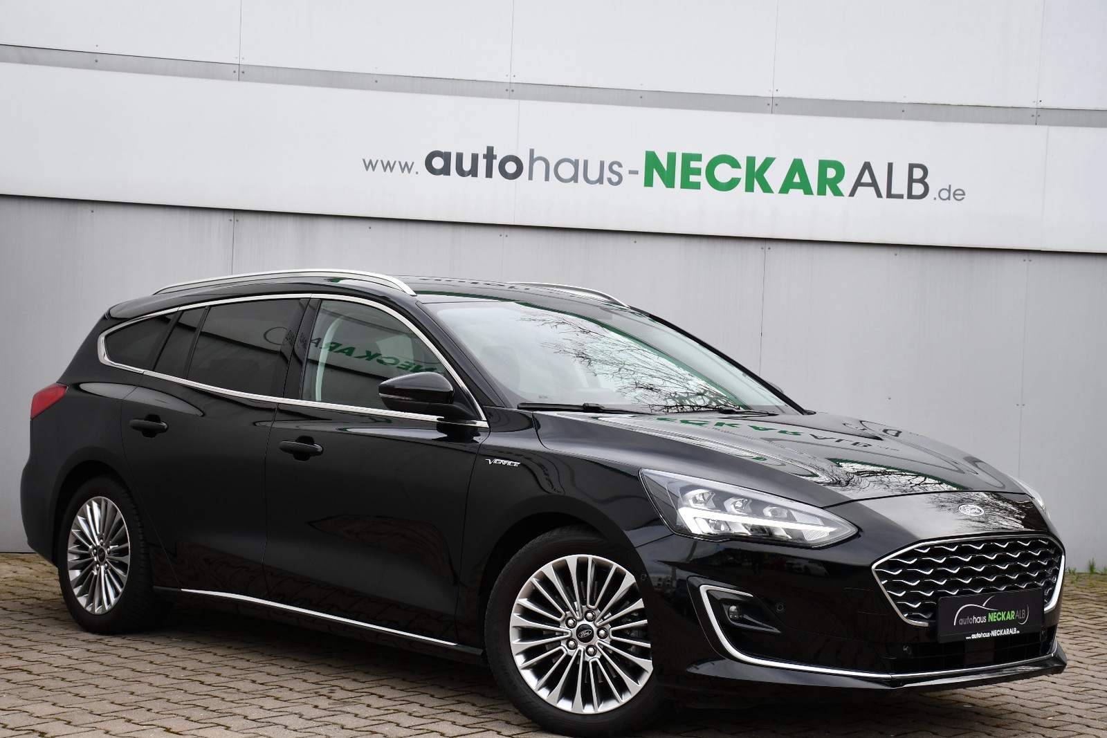 Ford Focus Turnier Vignale 1.Hand Head-Up Pano AHK
