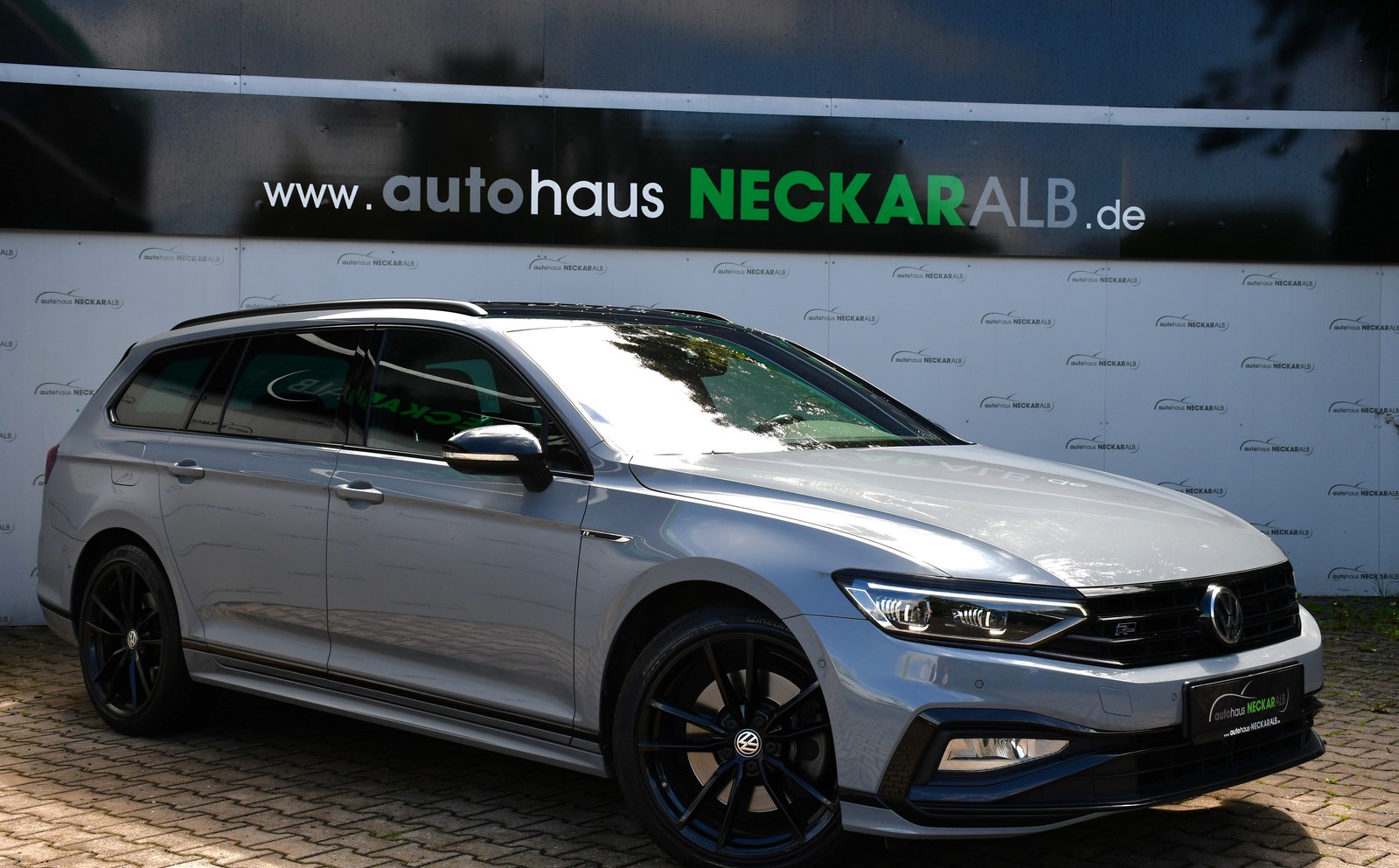 Volkswagen Passat Variant R-Line 4Motion AHK Leder Virtual Kamera