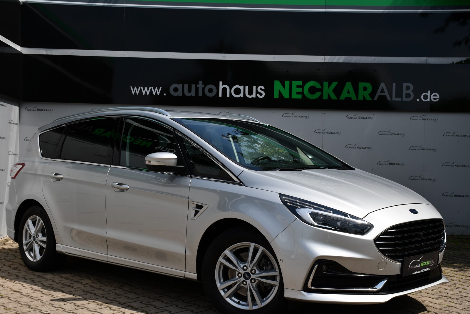 Ford S-MAX Titanium 7-Sitzer AHK Kamera Navi