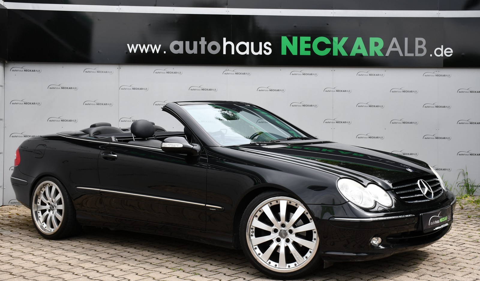 Mercedes-Benz CLK 320 Avantgarde Navi Leder PDC Xenon