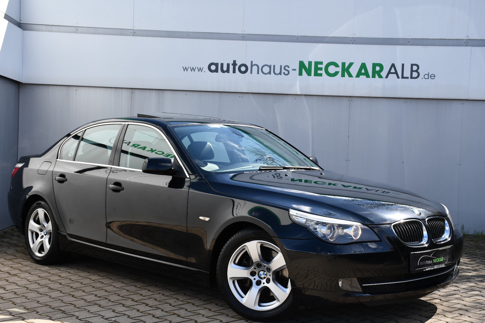 BMW 525i Limousine Advantage Xenon Navi Leder