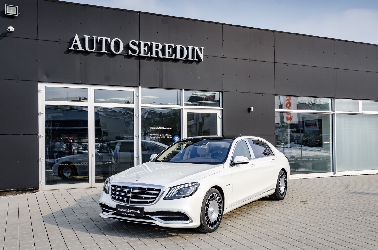 Mercedes Benz S 560 Maybach 4m Used Buy In Hechingen Bei Stuttgart Price 135648 Eur Int Nr 2572 Sold