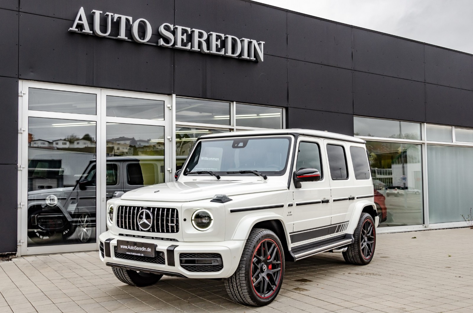 Mercedes Benz G 63 Amg White New Buy In Hechingen Bei Stuttgart Price Eur Int Nr 2473 Sold