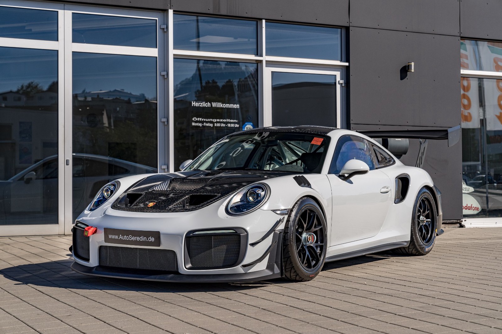 Porsche 911 GT2 RS CLUBSPORT new buy in Hechingen, Stuttgart Price ...