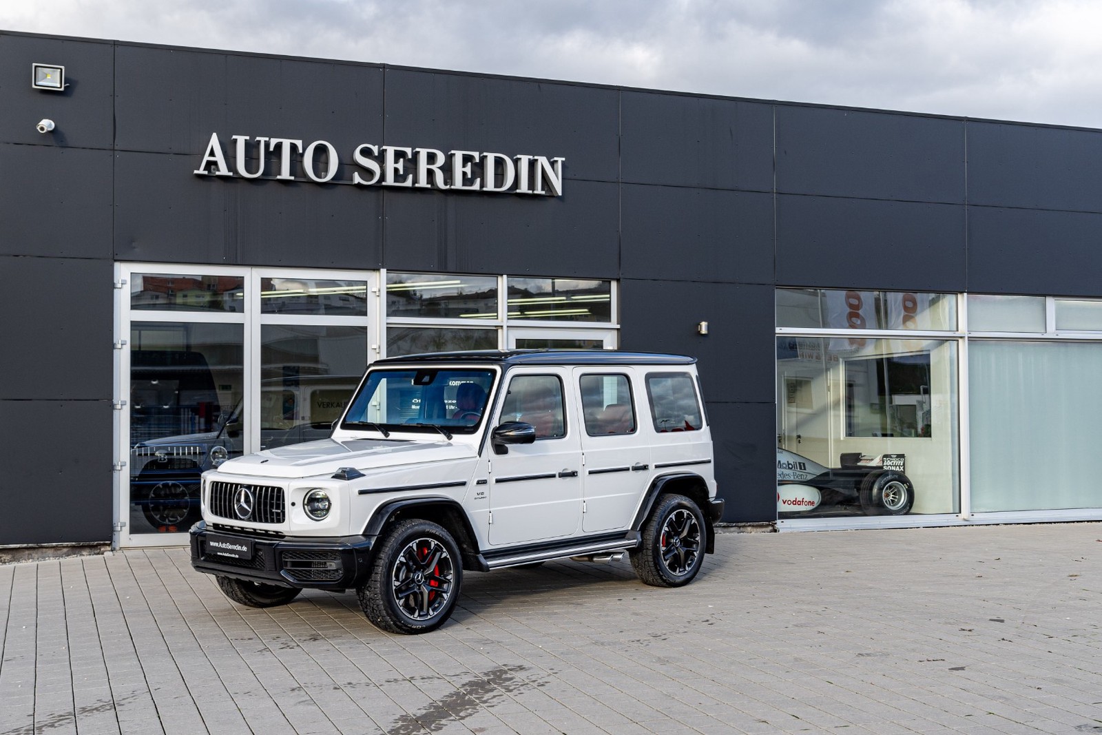 Mercedes Benz G 63 Amg White Red New Buy In Hechingen Bei Stuttgart Price Eur Int Nr 2649 Sold