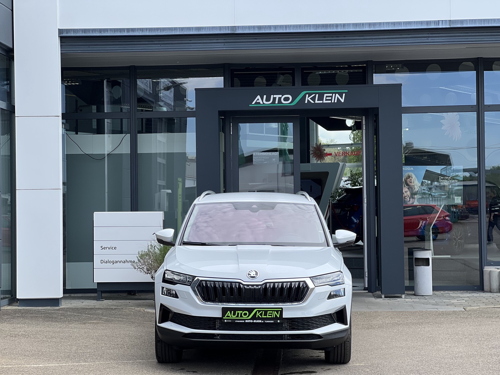 Skoda Karoq Drive 1.5 TSI DSG /EU / AHK /Rückfahrkamera/Smart Link