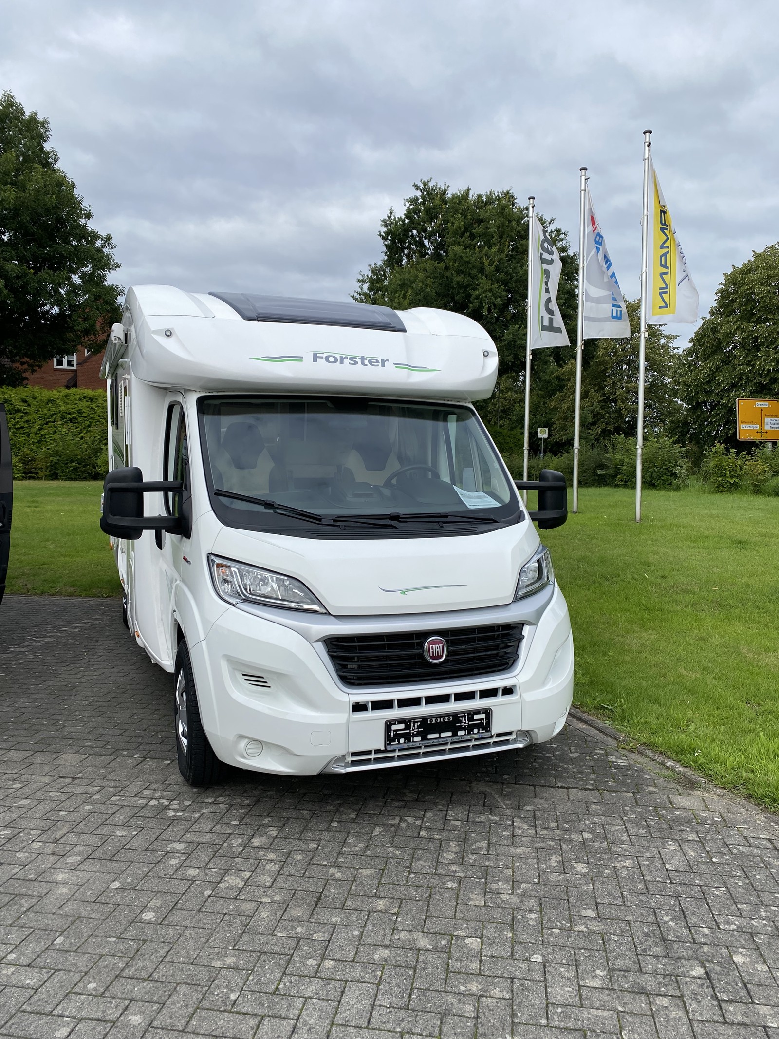 Forster T738 EB 1.Hand Navi 150PS Markise