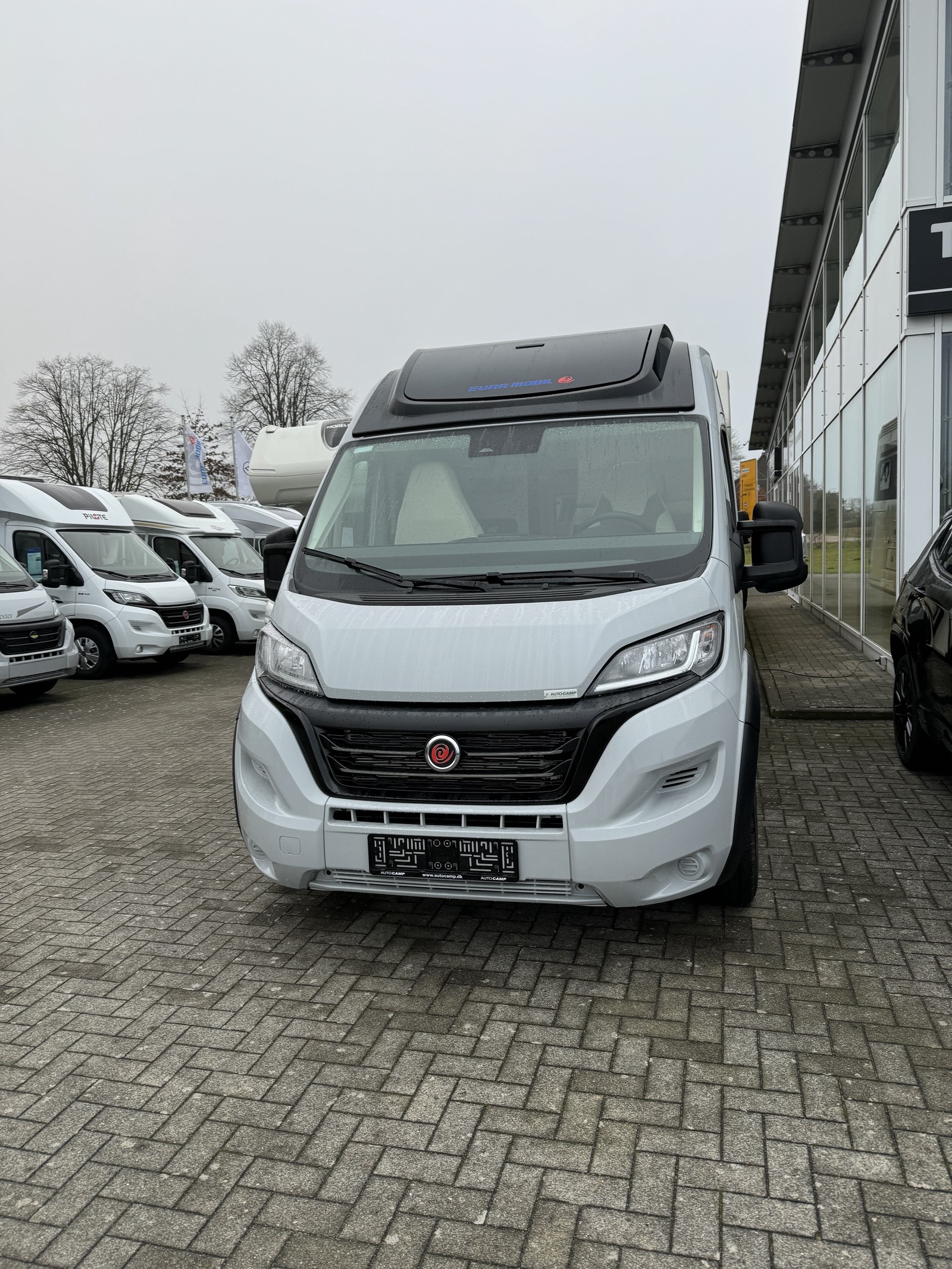 Eura Mobil Van 635 EB Mondial-Plus Sonderpreis Mod.24 Automatik Lithium
