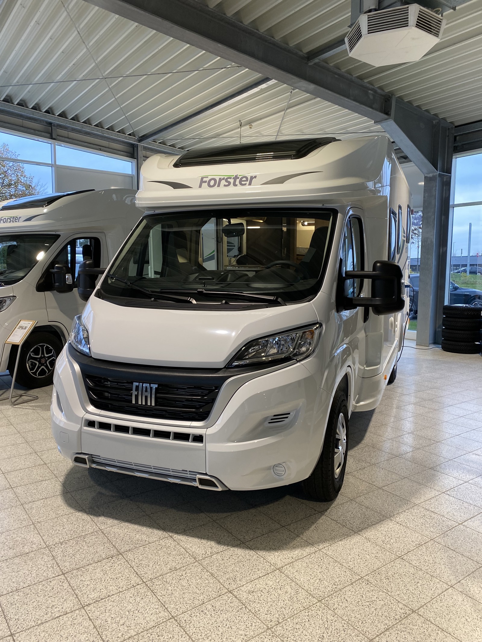 Forster FT 699 EB Fiat Ducato 8 Markise Rückfahrkamera