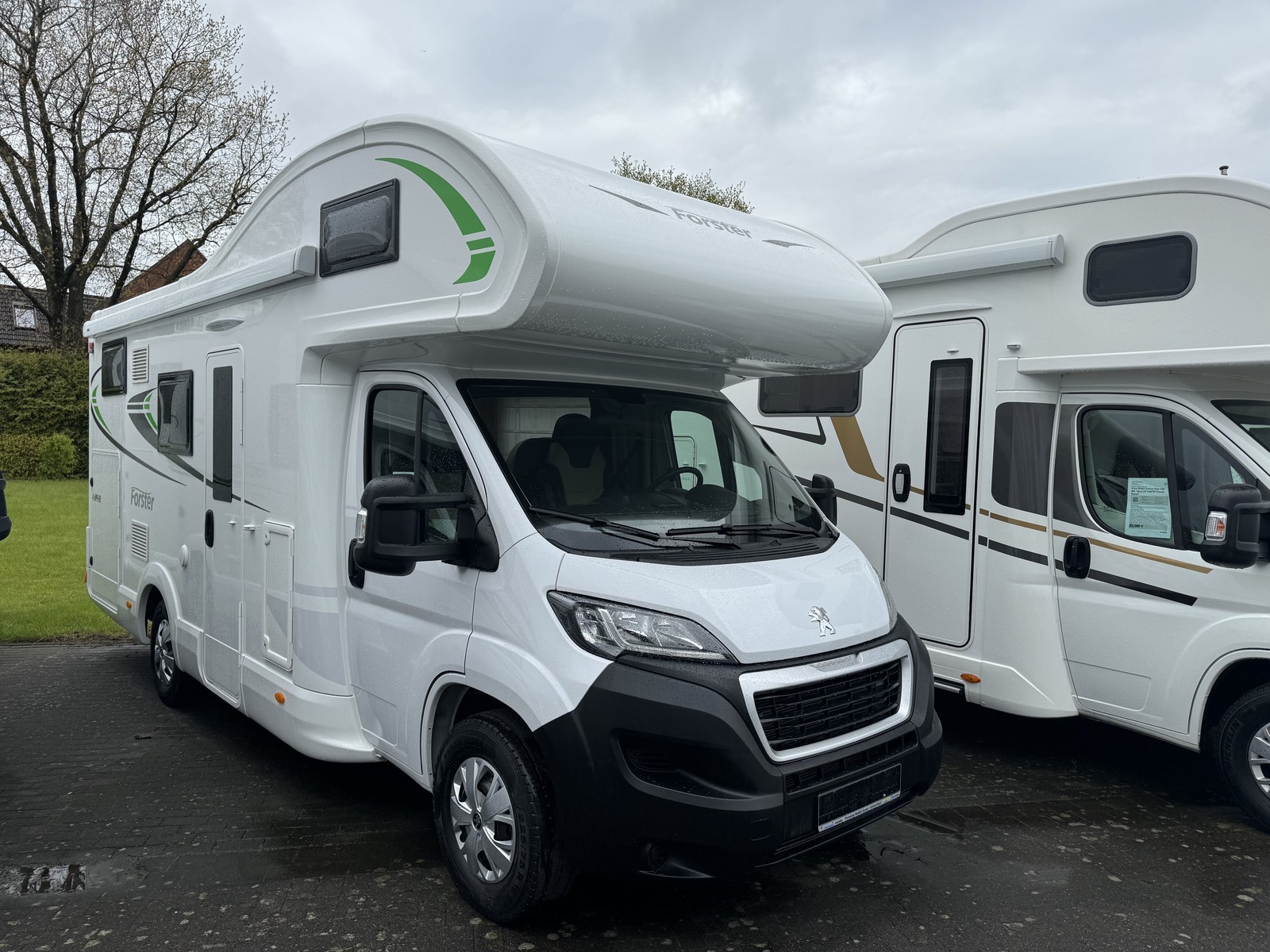 Forster Alkoven FA 699 HB Mod.23 140PS 6.500 Km Neuwertig