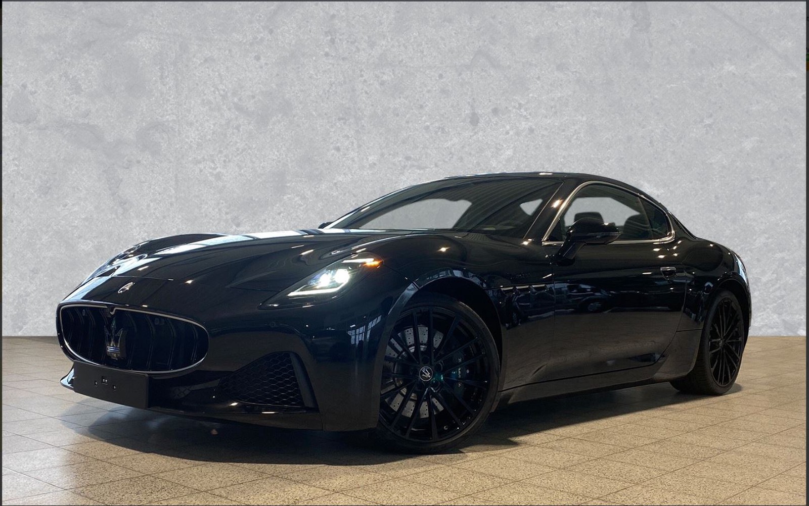 Maserati Granturismo Modena AWD