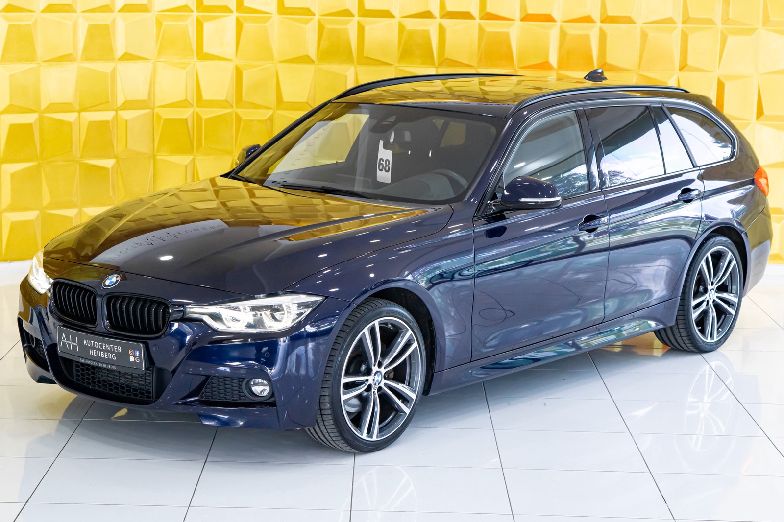BMW 330 d xDrive M SPORTPAKET PANO