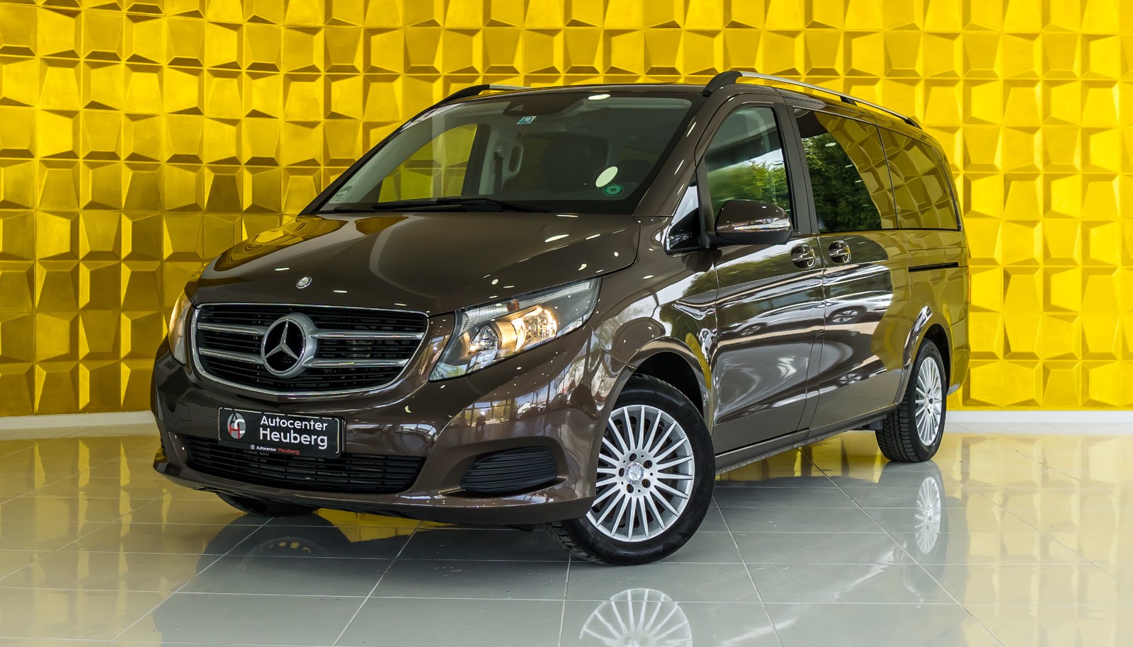 Mercedes-Benz V 250 4MATIC lang/7G/7 SITZE/NAVI/KAMERA/AHK