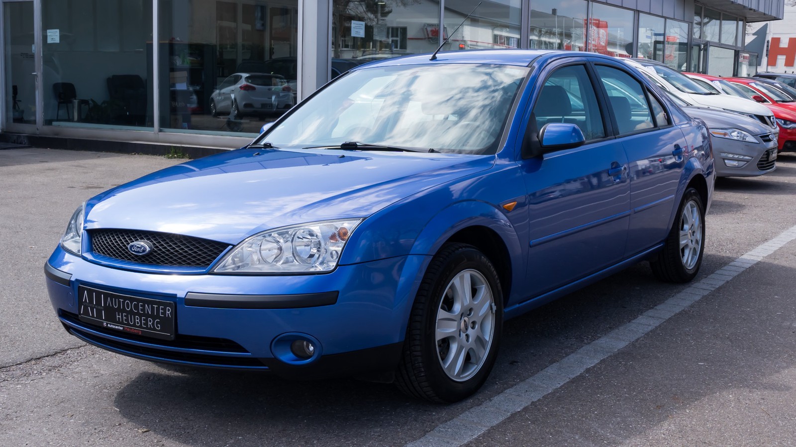 Ford Mondeo 2.0l /1. HAND/GARANTIE/SAUBER/SHZ
