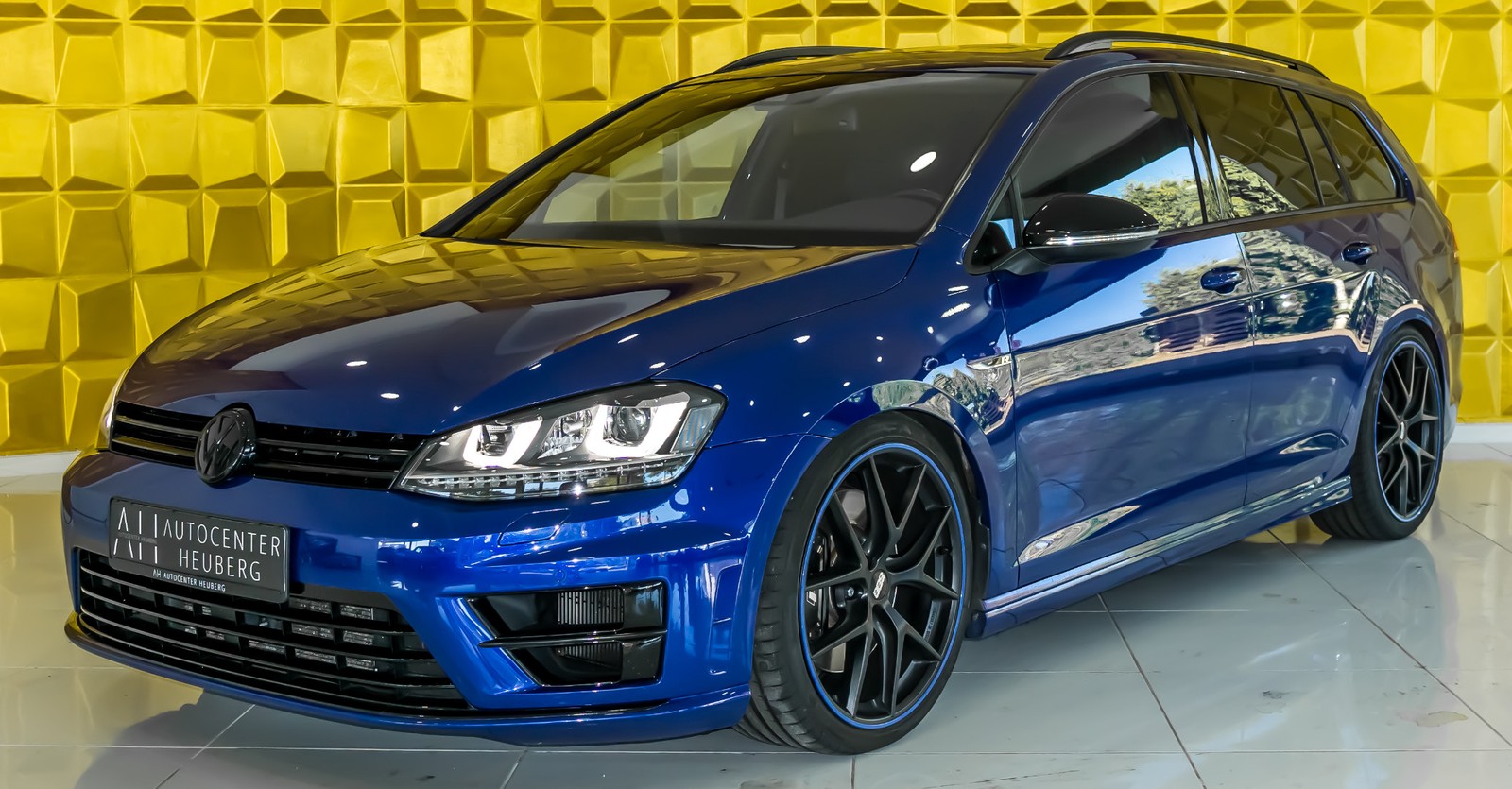 Volkswagen Golf VII R Variant KAMERA/PANO/NAVI/DSG/100%VOLL
