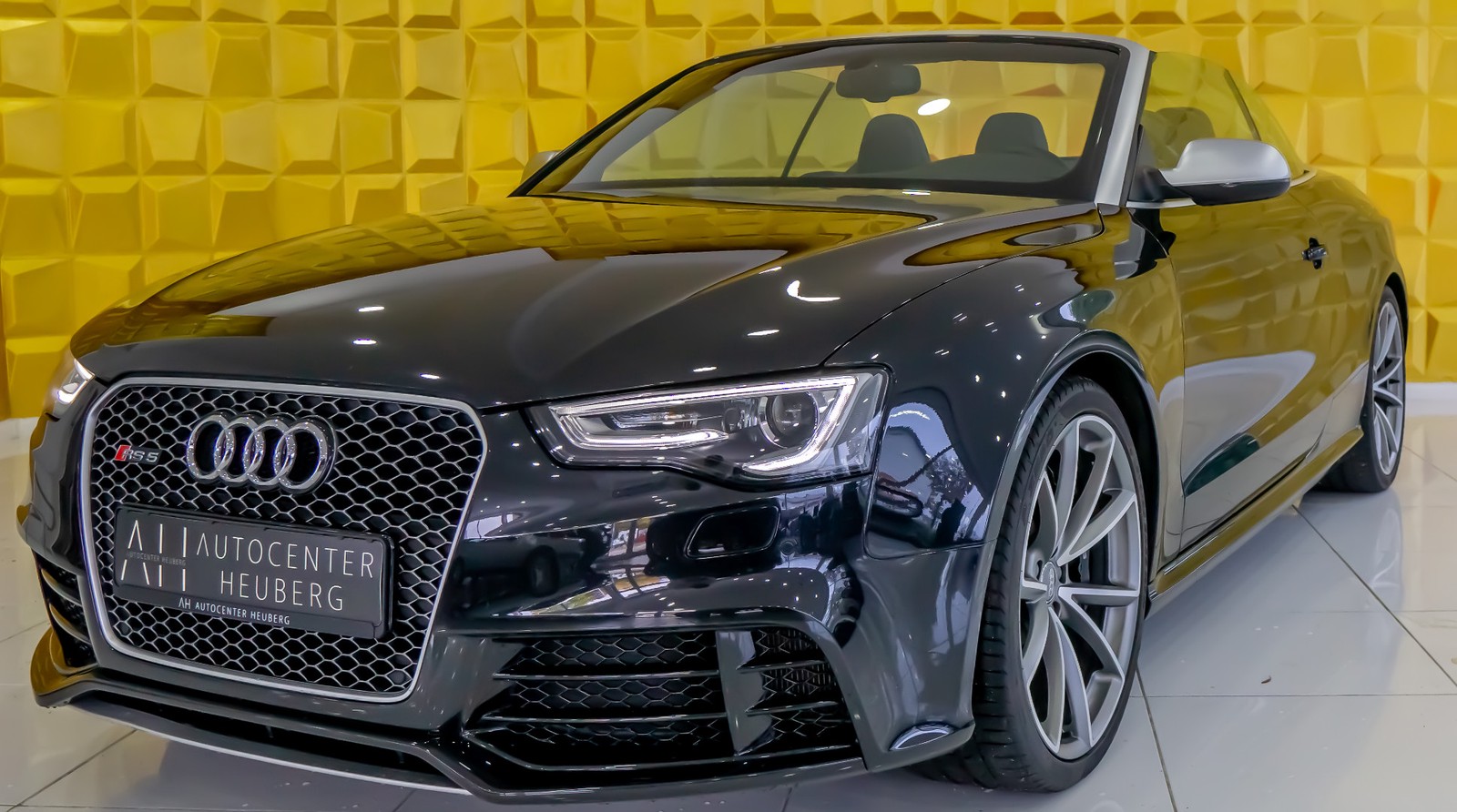 Audi RS5 Cabrio 4.2 FSI quattro CARBON/MMI NAVI/1.Hd