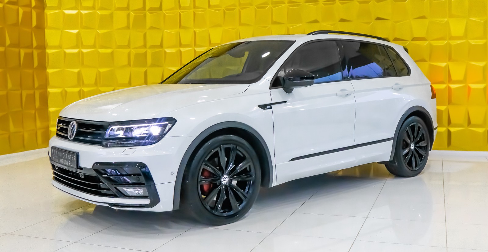 Volkswagen Tiguan 2.0TDI 4MOTION R LINE/KAM./PANO/100%VOLL