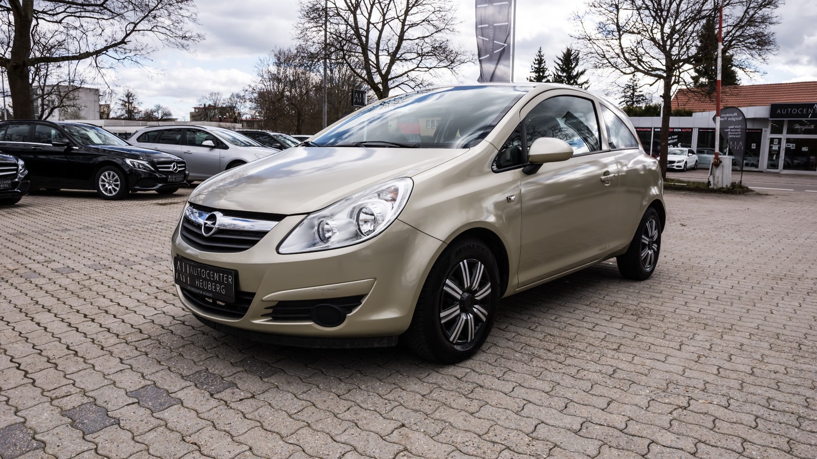 Opel Corsa D 1.2 l Edition/KLIMA/ 2.Hand/TÜV 01.2022