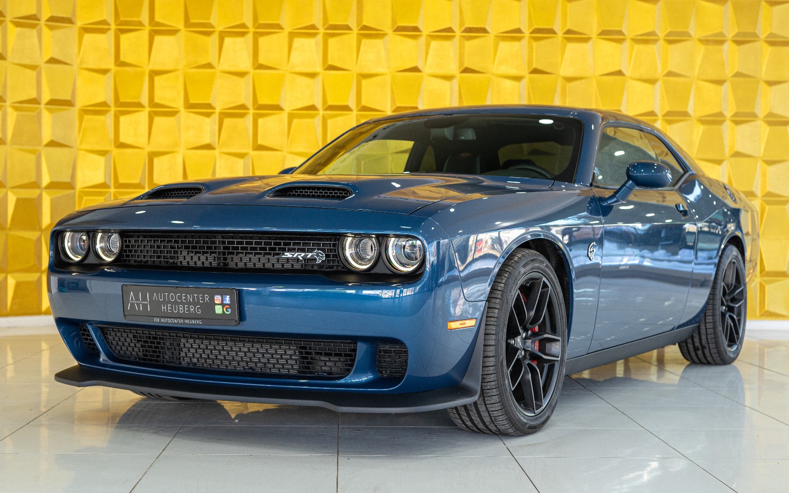 Dodge Challenger 6.2l SuperCharged HellCat SRT