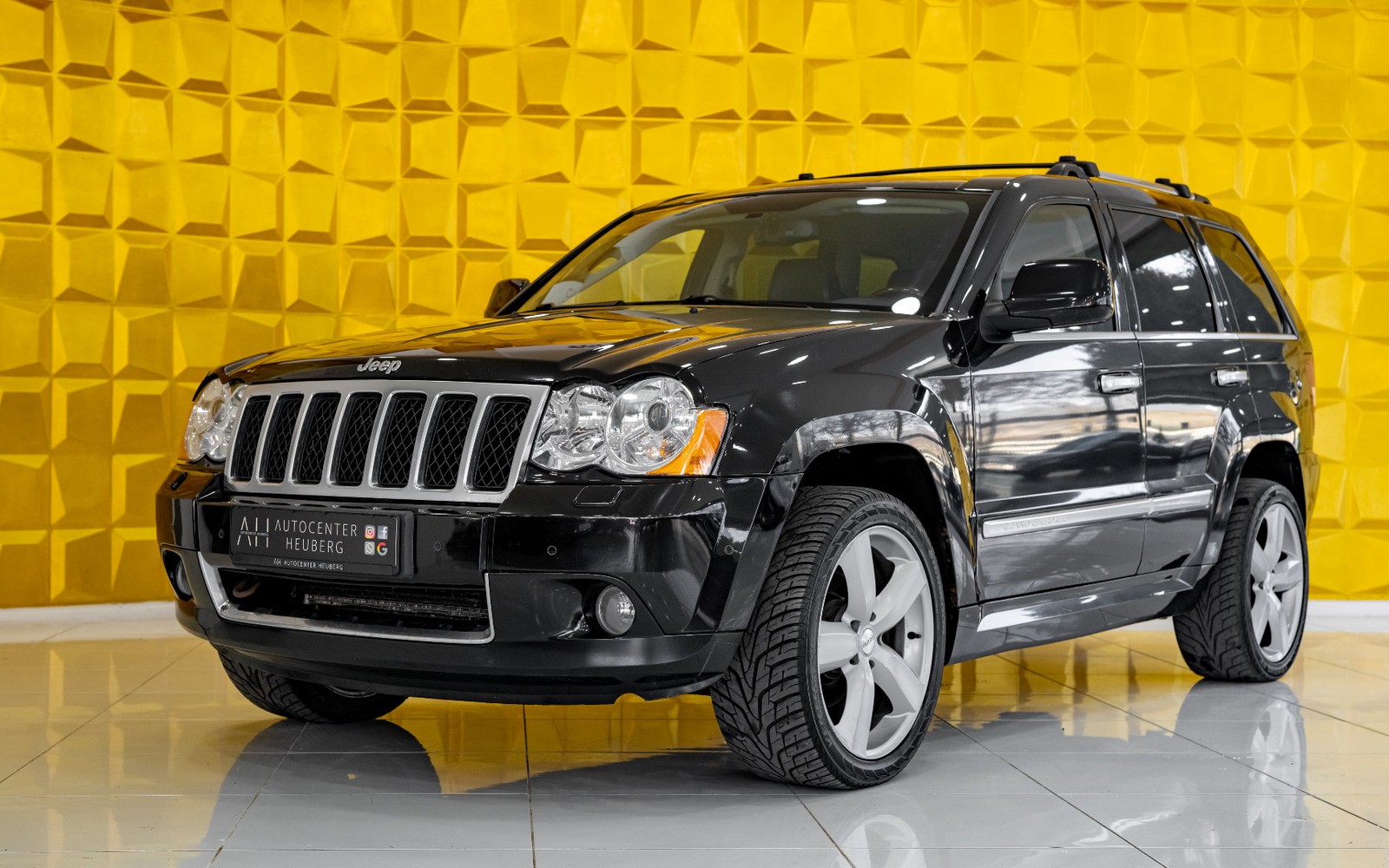 Jeep Grand Cherokee 3.0L 4x4 KAM NAVI PDC PANO TEMP XENON