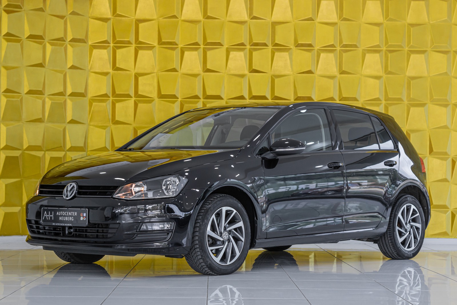 Volkswagen Golf VII Lim. ACC SHZ