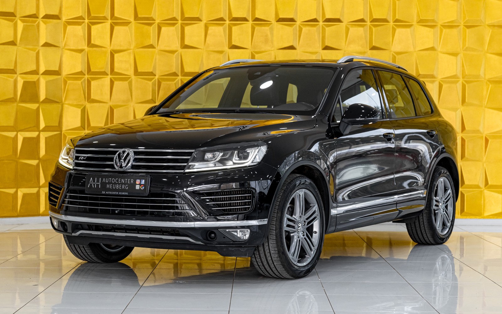Volkswagen Touareg R LINE Terrain Tech 4Motion 360° ACC PANO LUFT