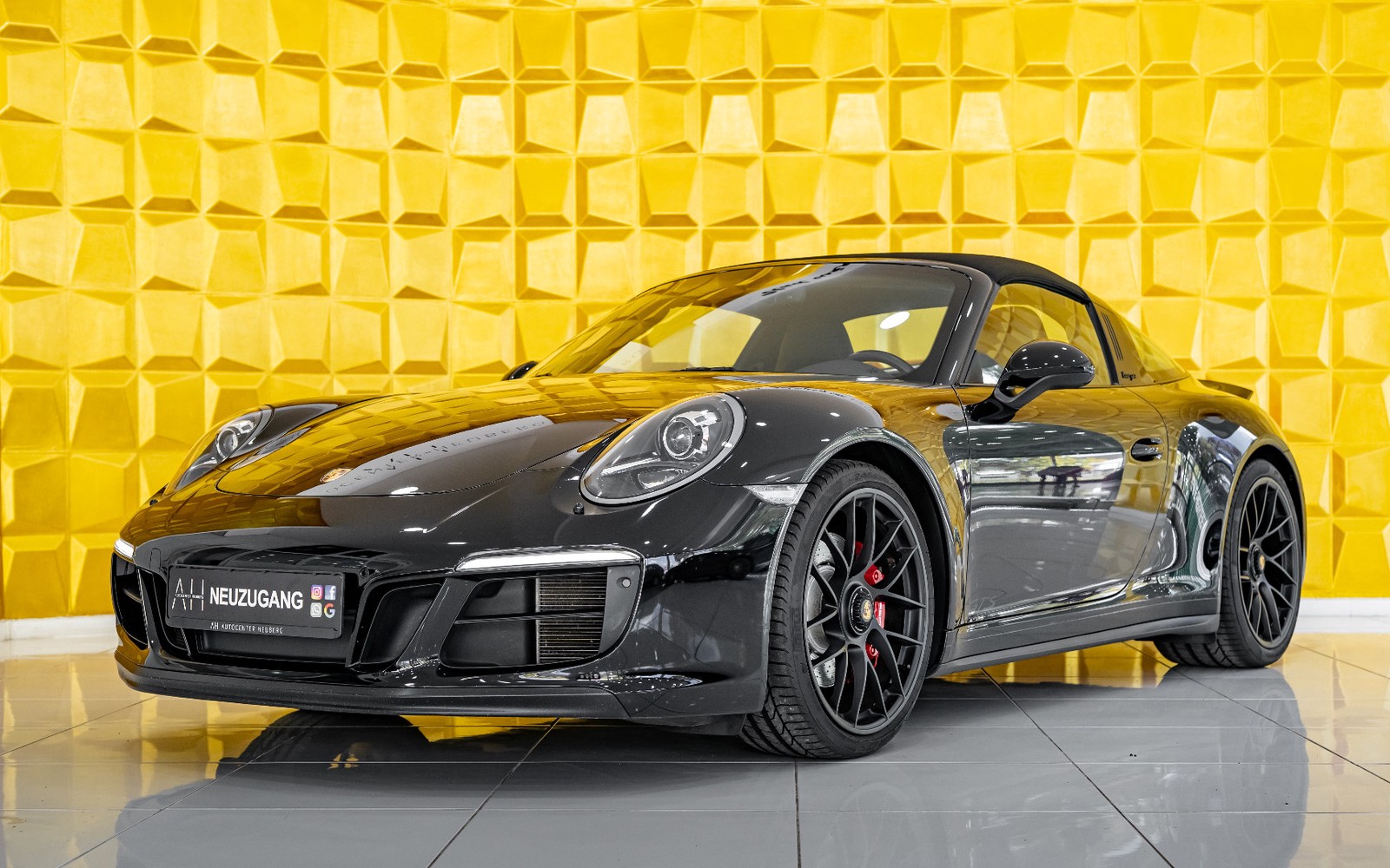 Porsche 991 /911 TARGA 4 GTS SCHALTER APPROVED