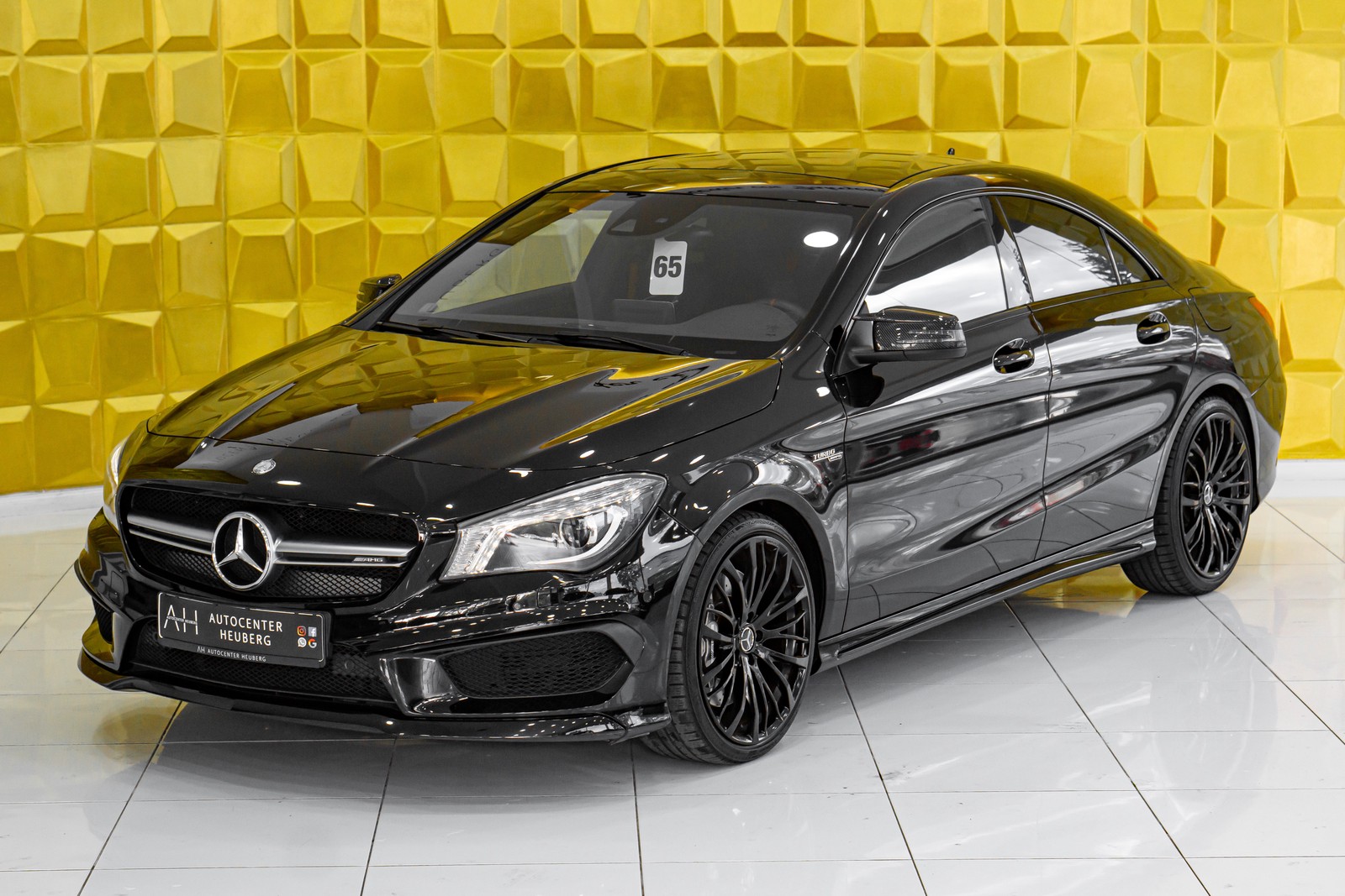 Mercedes-Benz CLA 45 AMG 4 MATIC KAMERA PANO H&K NEUE BREMSEN V&H